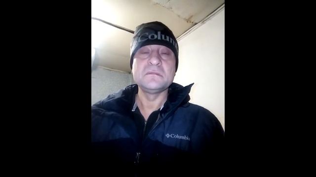 Анекдот про двух охотников на медведя