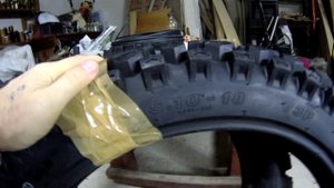 Эндуро резина Mitas MC 23 Rockrider и KENDA K270 Dual Sport. Пришла через неделю после оплаты.