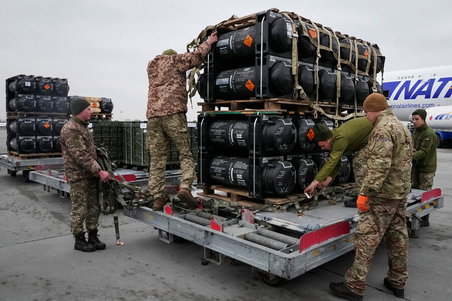 объем военной помощи Украине с начала СВО почти сравнялся с оборонным бюджетом РФ