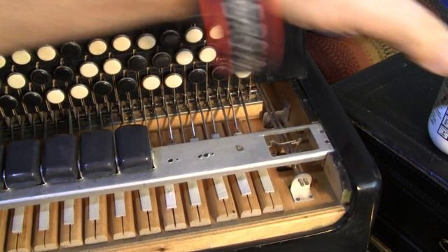 Баян Вологодский "Тембр" и его ремонт в Германии смотреть онлайн