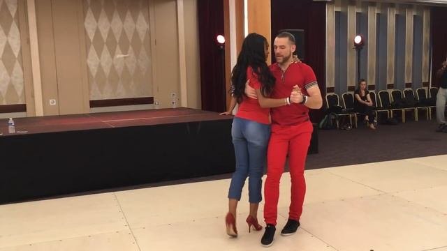 Isabelle  Felicien dancing Kizomba Song: Phyllisia Ross - Cant Resist