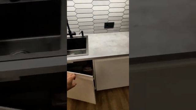 Планировка кухни, ремонт кухни, важные мелочи на кухне, планировочные решения на кухне смотреть онлайн