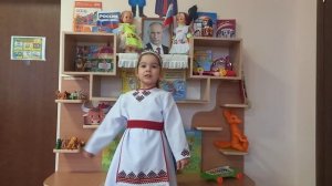 Стихотворение С. Дрожжина "Привет тебе, мой край родной!" (читает Ушакова Ульяна, 5 лет)