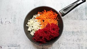 Борщ с квашеной капустой, свеклой и курицей