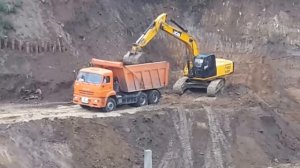Разработка котлована под строительство  JCB 260