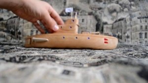 Подводная лодка из дерева