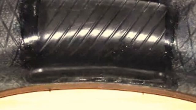 БОКОВОЙ ПОРЕЗ ШИНЫ. Стоит ли делать РЕМОНТ ШИНЫ при БОКОВОМ ПОРЕЗЕ? Срочно на шиномонтаж? смотреть онлайн