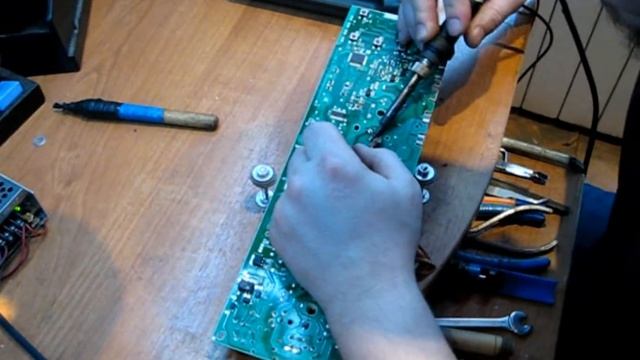 Стиральная машина Zanussi ремонт электронного модуля силового блока