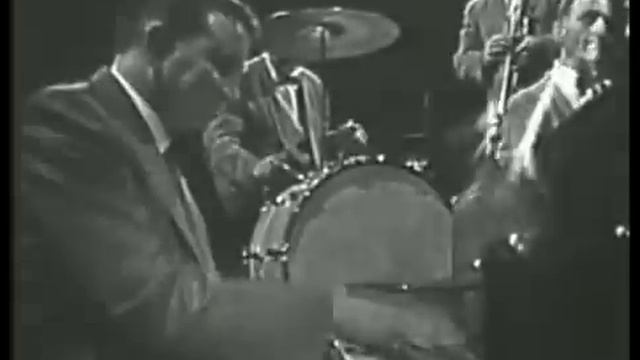 Raymond Scott Quintette - Powerhouse - Hit Parade смотреть онлайн