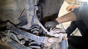 замена заднего амортизатора и опоры стойки hyundai tucson #подвеска #ходовая #автосервис #ремонтавт