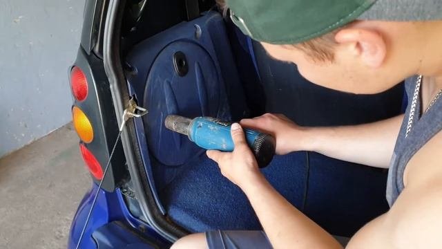 КАК избавится от царапин на пластике автомобиля?!!!!
