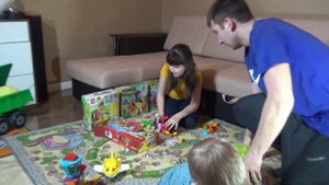LEGO DUPLO SURPRICE! Собираем LEGO ГОРОД с героями DISNEY