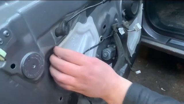 Ремонт склопідйомника меган 3 смотреть онлайн