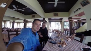 Обычный День на Мадагаскаре. Еда. Спортзал