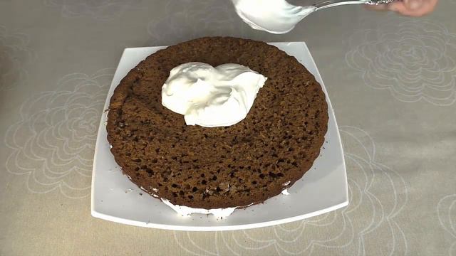 Шоколадный пирог с кремом/ простые рецепты смотреть онлайн