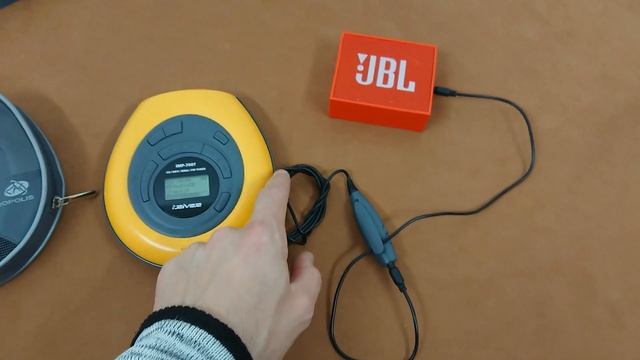 CD mp3 плеер iRiver iMP-700T (пультом и чехлом ТОПОВЫЙ) смотреть онлайн