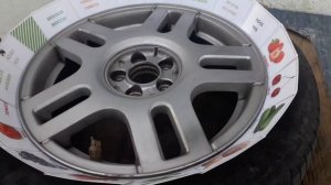 DIY How to paint your wheels with Spray! Motip Wheel spray