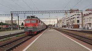 ВЛ80С-1652 прибывает на станцию Краснодар-1 с грузовым поездом