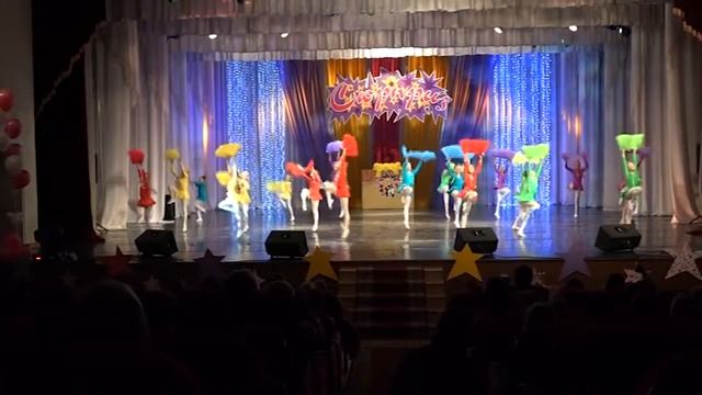 "Город танцует!" Ансамбль "Сюрприз" Майкоп смотреть онлайн