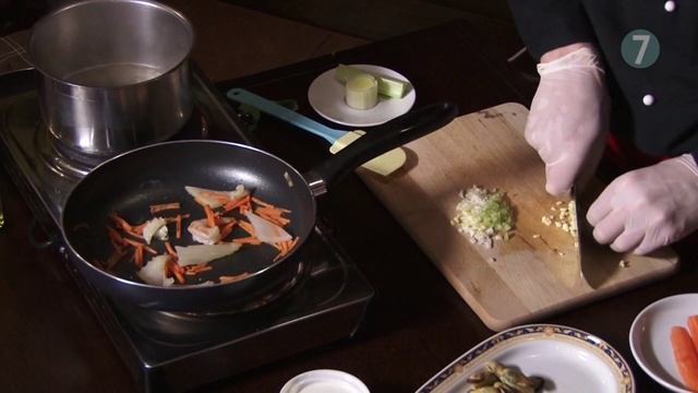 Сливочный суп из морепродуктов. Рецепт от шеф-повара.