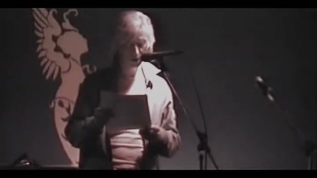 Алексей Ушаков читает стихи Галины Рымбу смотреть онлайн