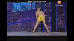 Андрей Мартыненко и его очеровательный танец)