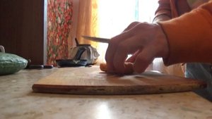 яичница с сырками с наггетсом и с печёночной колбасой