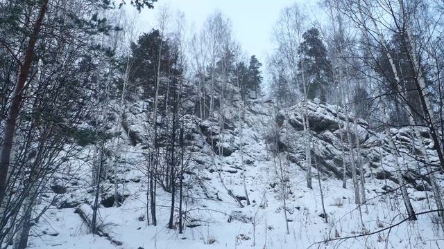 Белый камень - один из самых протяжённых скальных гребней около Екатеринбурга | Ураловед