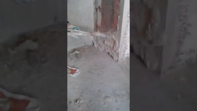 Штукатуры 21 века грунтование, установка маяков, оштукатуривание, заглаживание поверхности.
