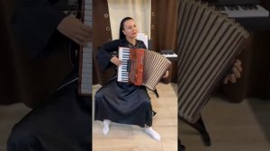 "Свет и тени" Паоло Пиццигони на аккордеоне.