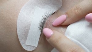 Японский скотч наращивании ресниц: как заклеить патчи