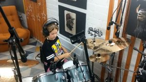 Маринка драм  (DRUM)  машинка Donna Summer - Hot Stuff