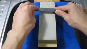 Заточка ножа Scarlett на японских водных камнях.