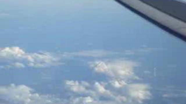 Запуск шаттла. Вид из самолета. смотреть онлайн