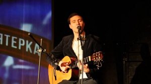 Поет Егор Кутенков