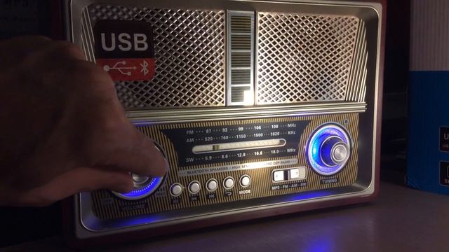 Ретро style магнитола MP3 Kemai MD-1802BT смотреть онлайн