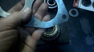 ВЫЛЕТАЕТ ВТОРАЯ ПЕРЕДАЧА МКПП ВАЗ.