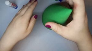 Елка из цветной бумаги как настоящая.