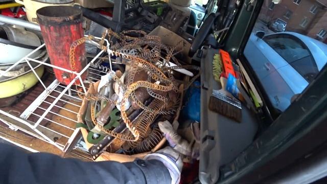 ЗАБРАЛ МЕТАЛЛ из ДЕРЕВНИ | ЗАРАБОТОК на ПОИСКЕ МЕТАЛЛА| ИЩУ МЕТАЛЛ смотреть онлайн