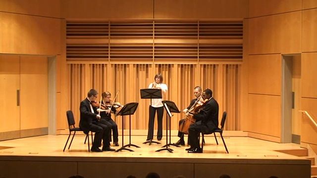 Concerto in D major by Torelli; Allegro (I) смотреть онлайн