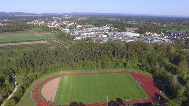 Schloß Holte-Stukenbrock Sportgelände am Ölbach смотреть онлайн