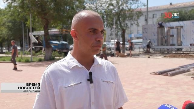 На юге Волгограда устанавливают светодиодную композицию «Советский район»