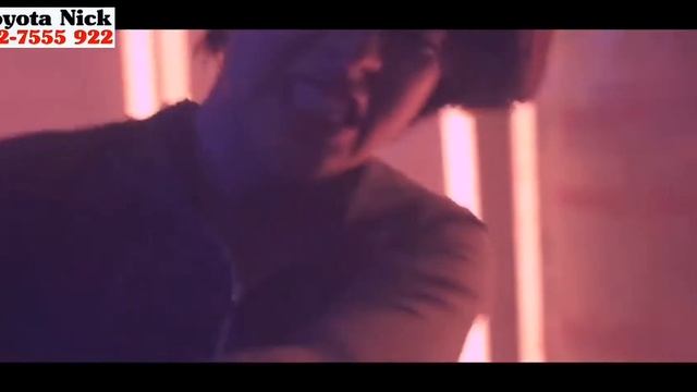 Toyota Yaris смотреть онлайн