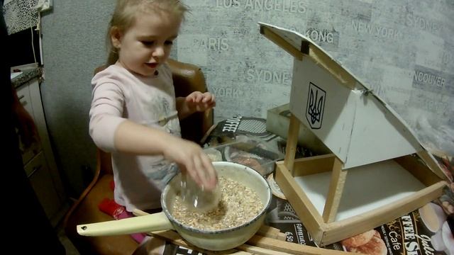 Кормушка для птиц в детский садик. смотреть онлайн