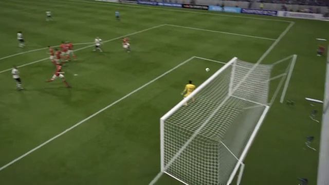 Гол Роналдиньо со штрафного в FIFA15 смотреть онлайн