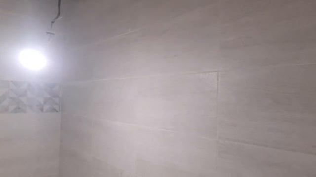 Выложили плитку в ванной комнате на стенах за 2 дня! Результат и отзыв клиента! Оренбург 8951039041 смотреть онлайн