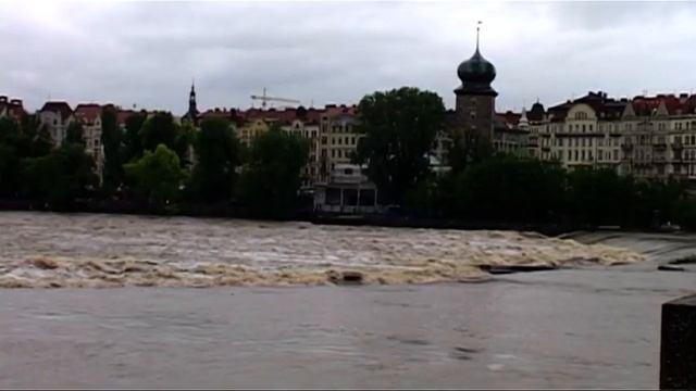 Povodně 2013 Středočeský kraj смотреть онлайн