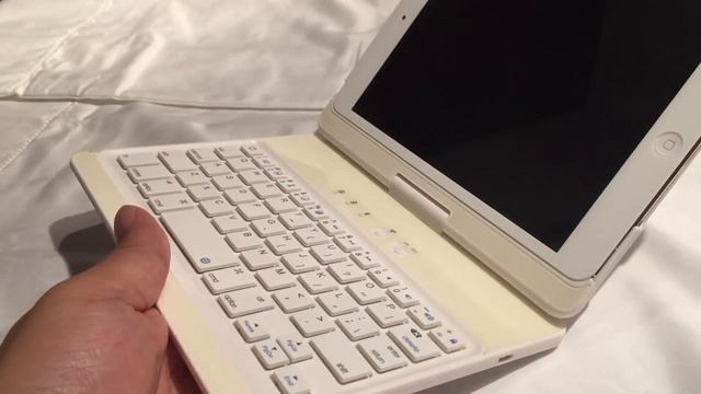 White bluetooth keyboard travel case with rotating cover for Apple iPad mini review смотреть онлайн