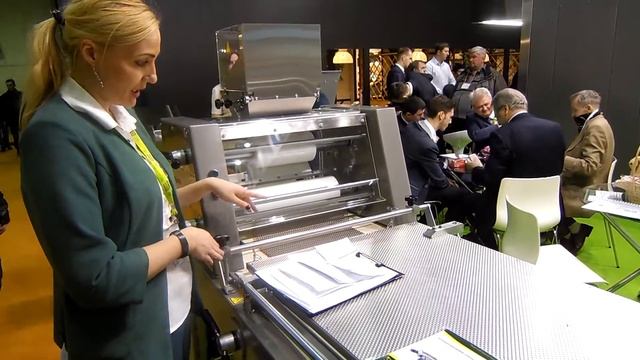 Хлебопекарное оборудование: тестораскаточная машина Агро-Форм 11 - на выставке Modern bakery смотреть онлайн