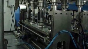 Линия для производства задней панели торговых стеллажей 3